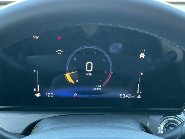 Certified 2025 Chevrolet Trax ACTIV w/ Driver Confidence Package FWD image 36