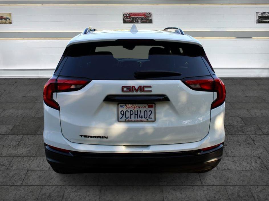 Used 2020 GMC Terrain SLE w/ Elevation Edition FWD image 7