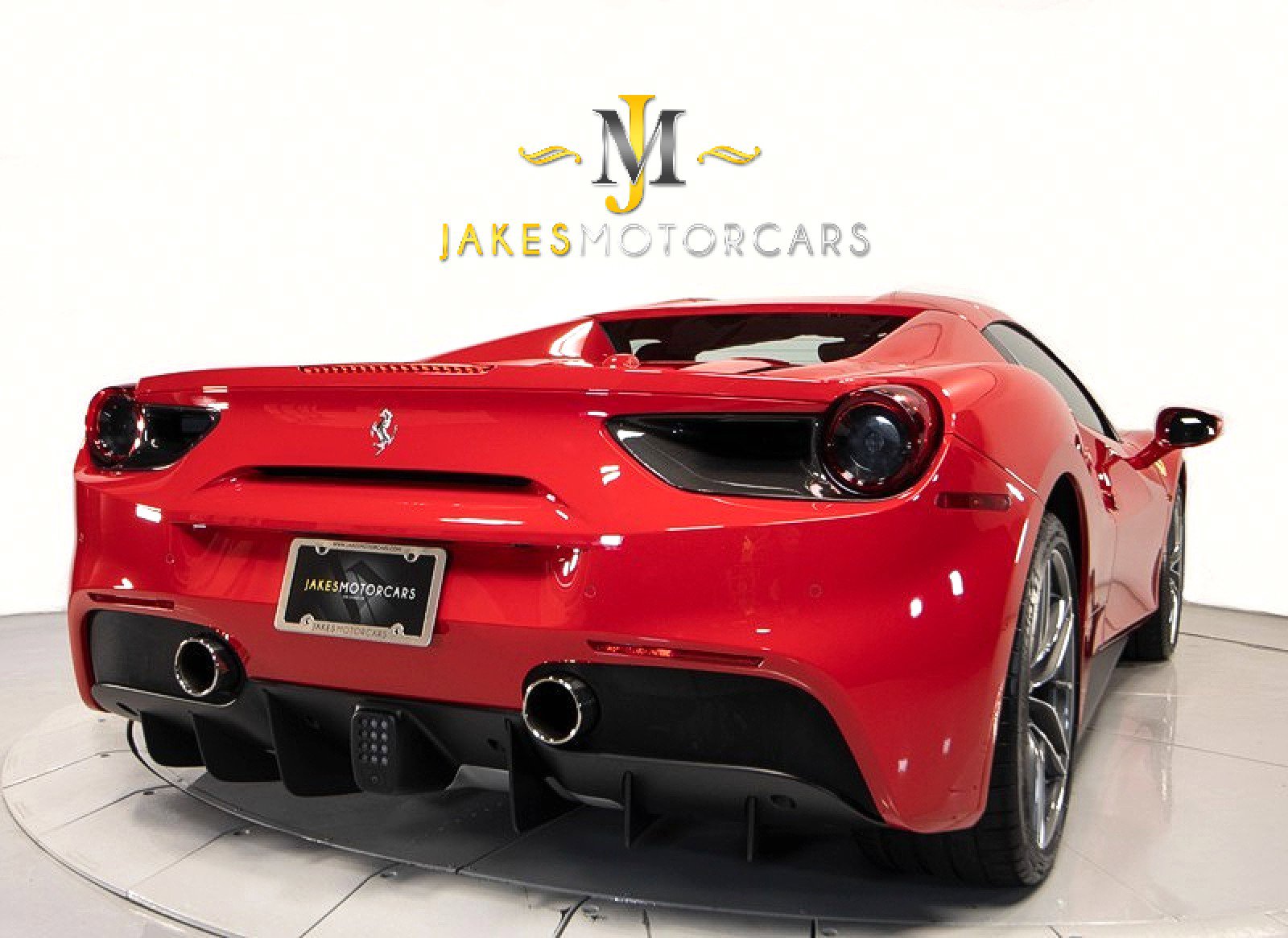 Used 2018 Ferrari 488 Spider image 13