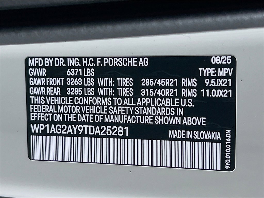 New 2026 Porsche Cayenne GTS image 34