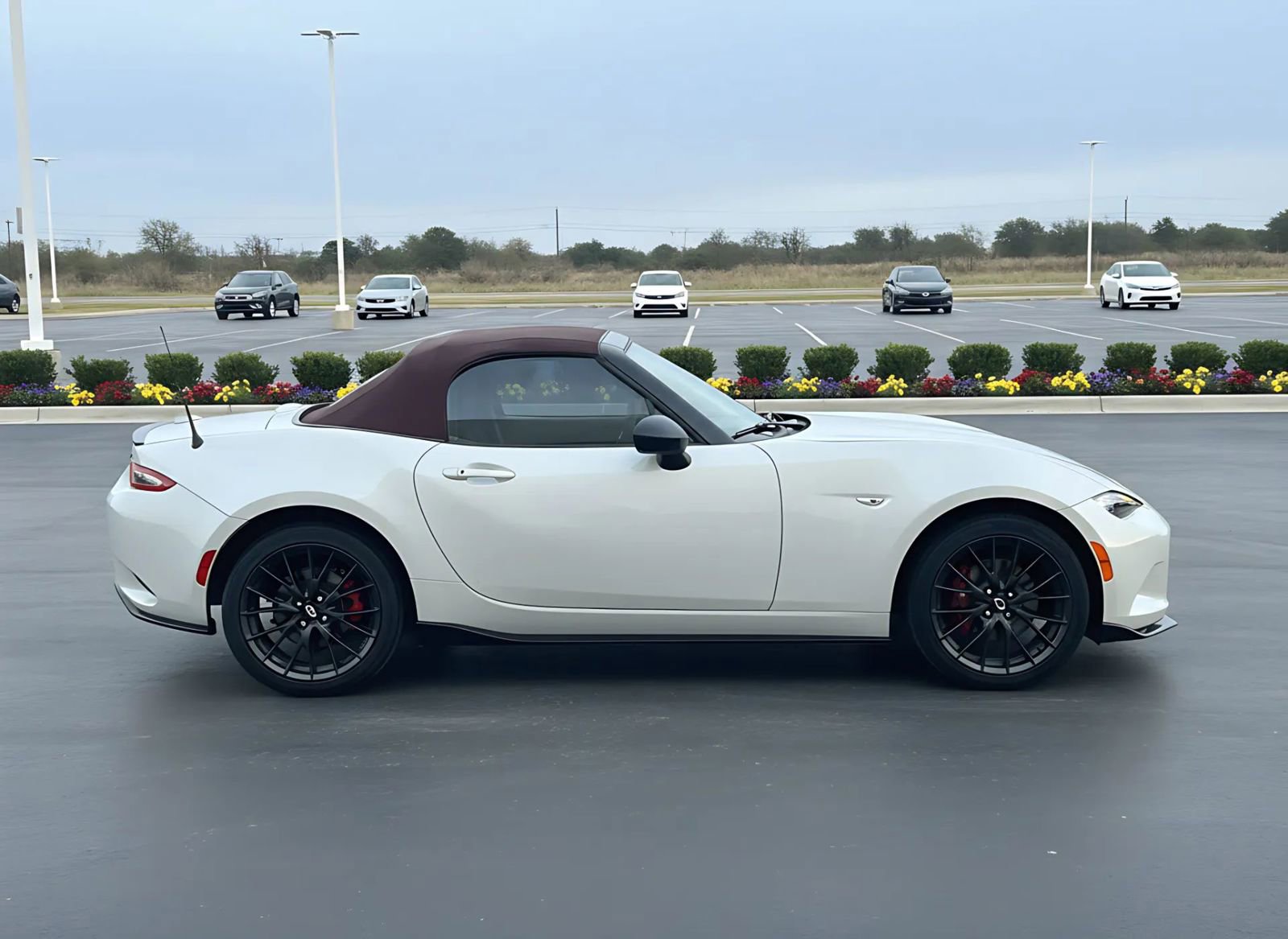 Used 2018 MAZDA MX-5 Miata Club w/ Brembo/BBS Recaro Package image 8