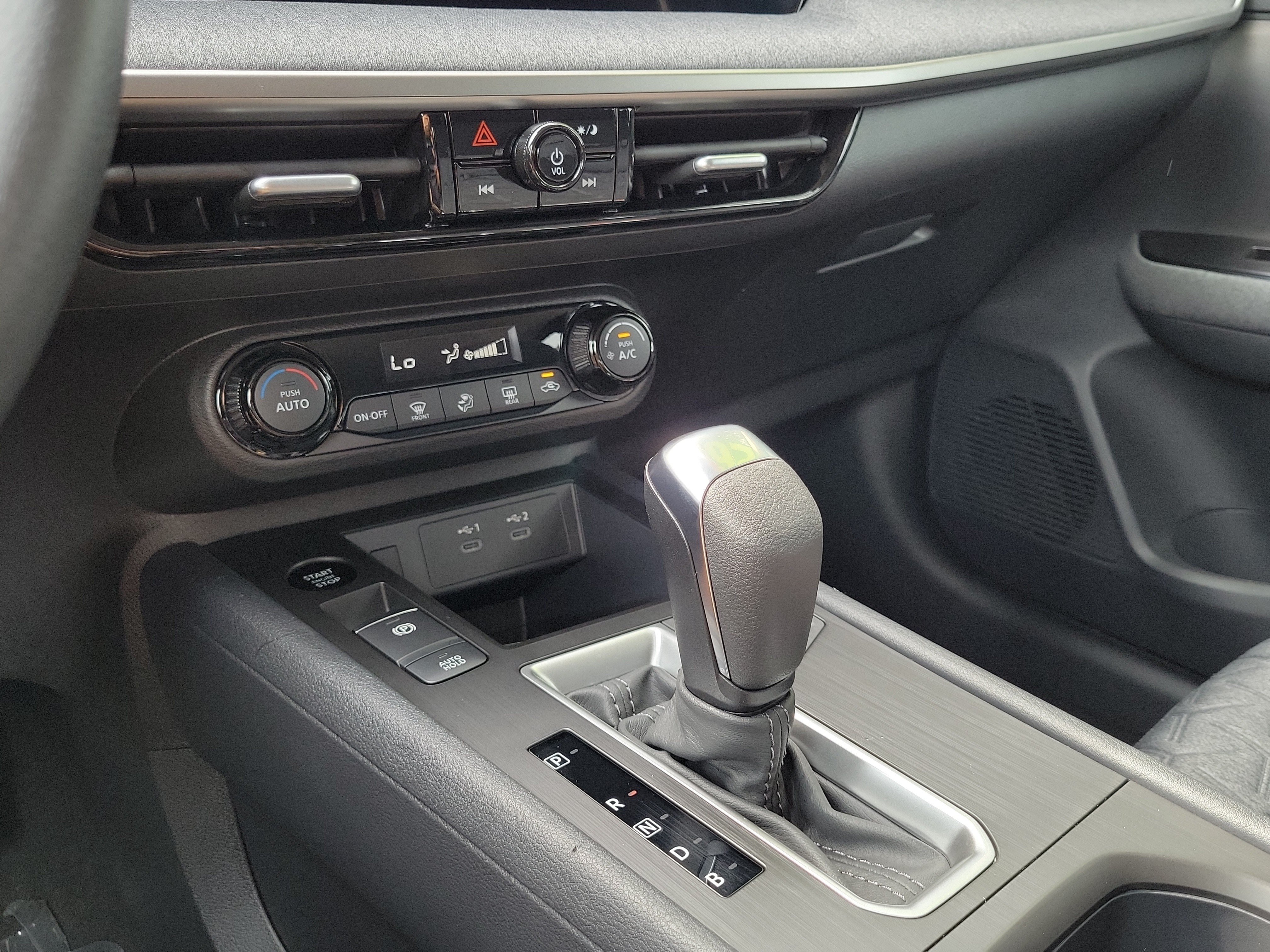 Certified 2026 Nissan Kicks SV FWD image 26
