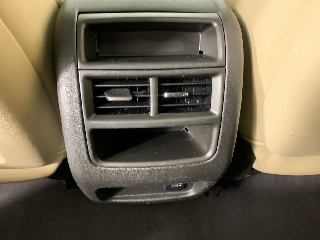 Used 2017 Cadillac XT5 Luxury w/ Advanced Security Package image 31