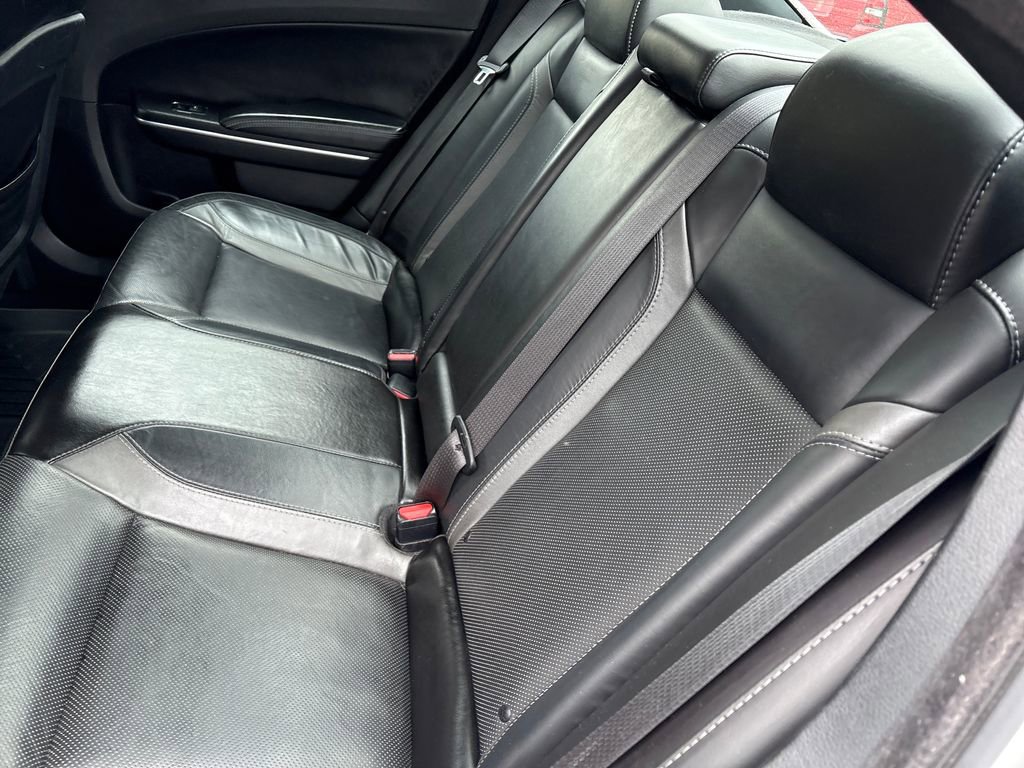 Used 2021 Dodge Charger SXT w/ Leather Interior Group RWD image 10