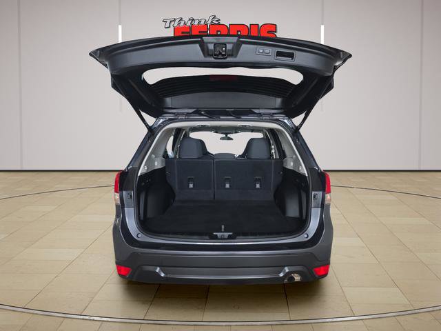 Used 2023 Subaru Forester Premium image 9