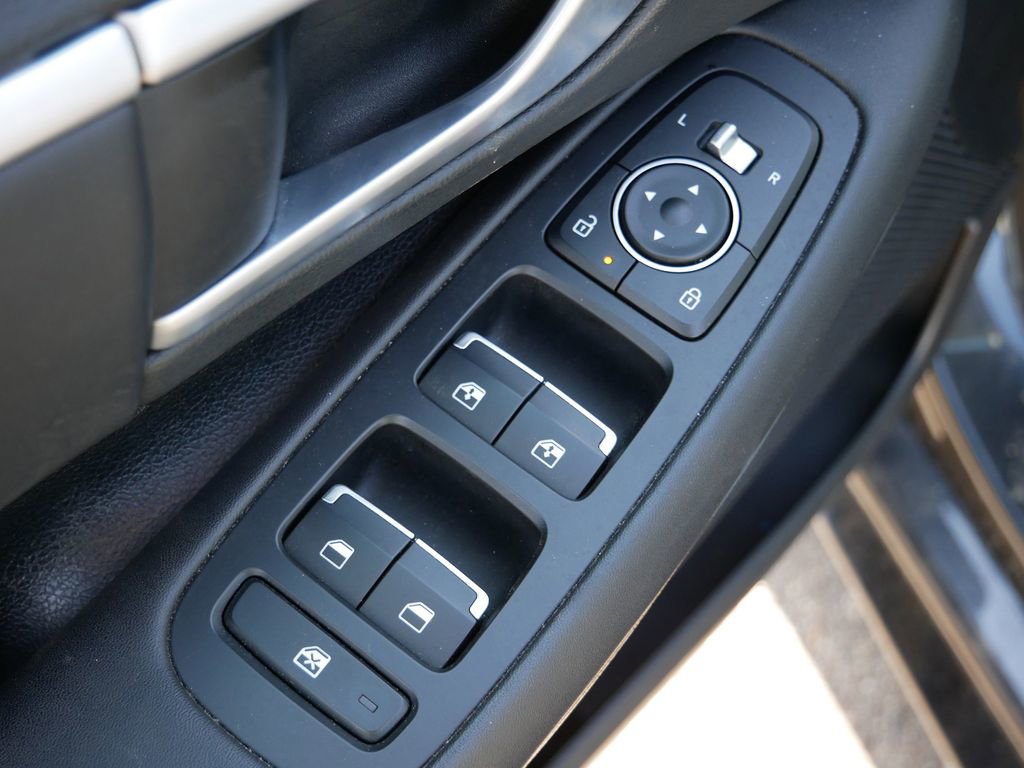 Used 2025 Hyundai Sonata SEL image 16