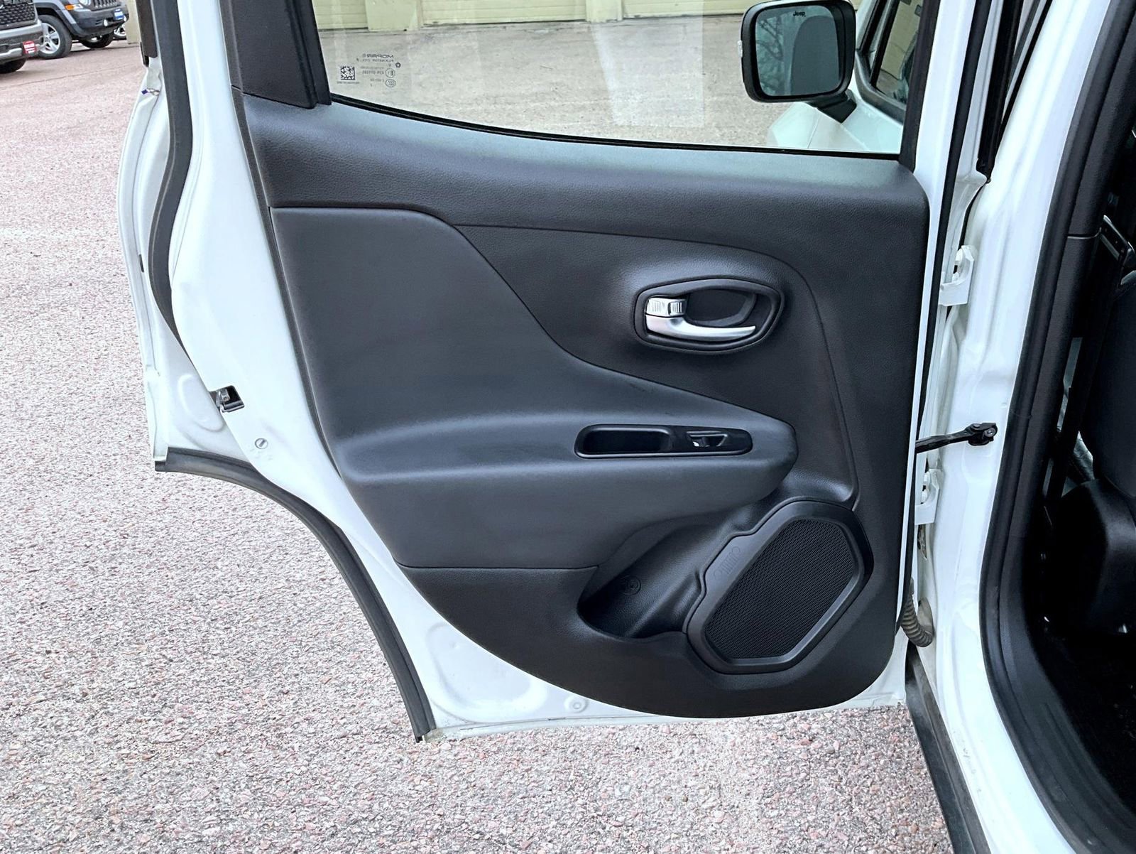 Used 2022 Jeep Renegade Limited AWD/4WD image 21