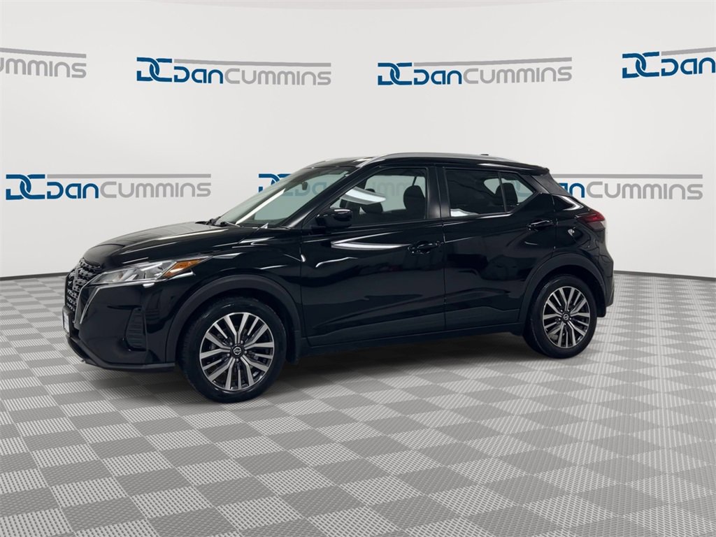 Used 2021 Nissan Kicks SV image 4