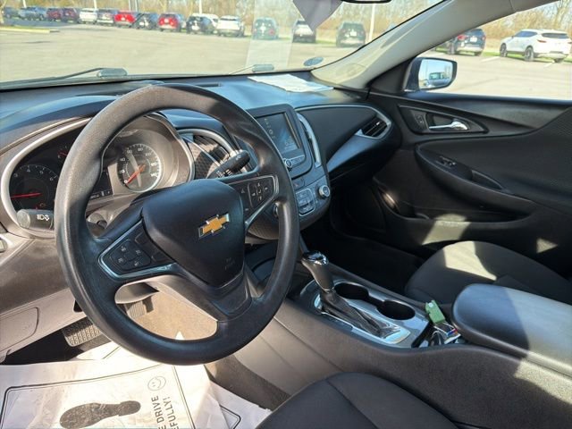 Used 2018 Chevrolet Malibu LS FWD image 16