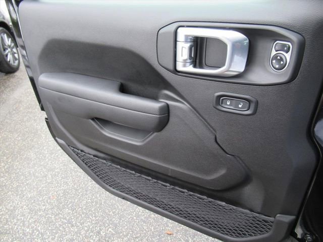 Used 2024 Jeep Gladiator Sport image 27