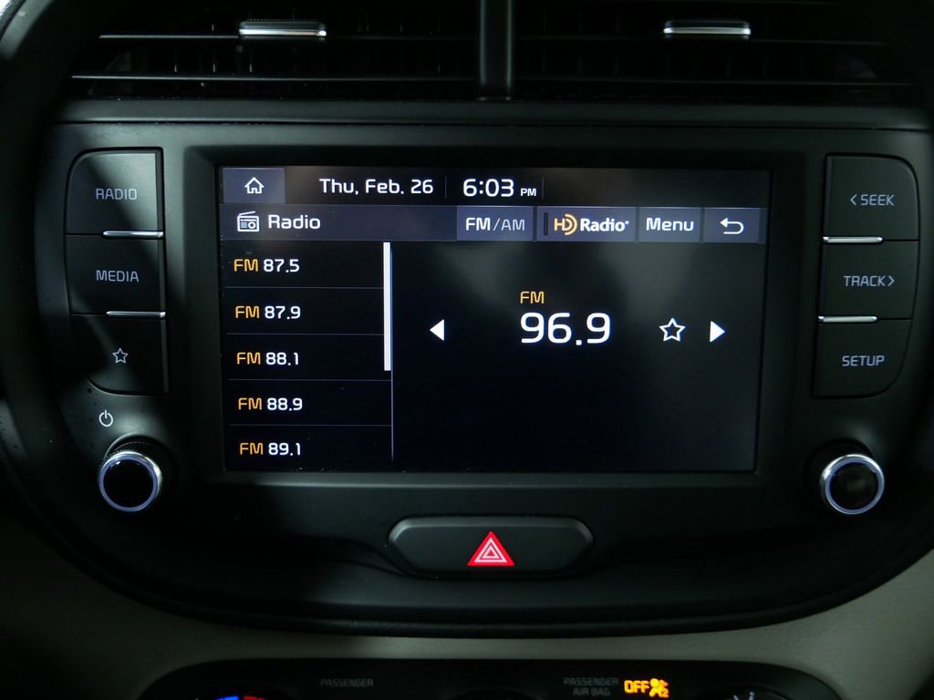 Used 2025 Kia Soul LX image 28