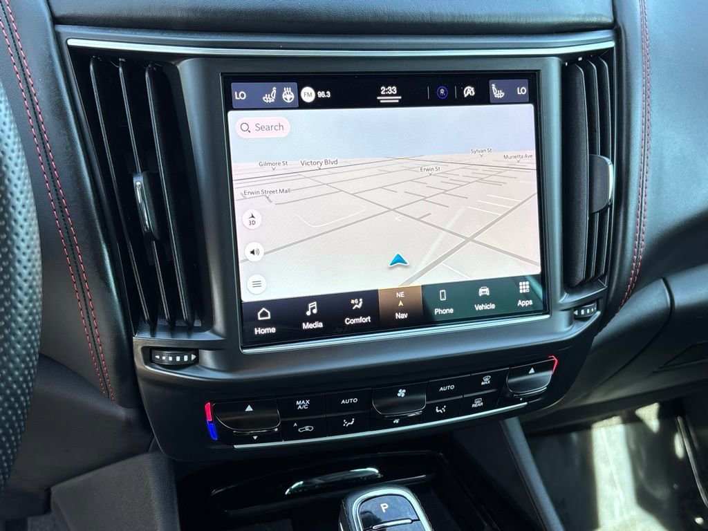 Used 2024 Maserati Levante GT Ultima image 23