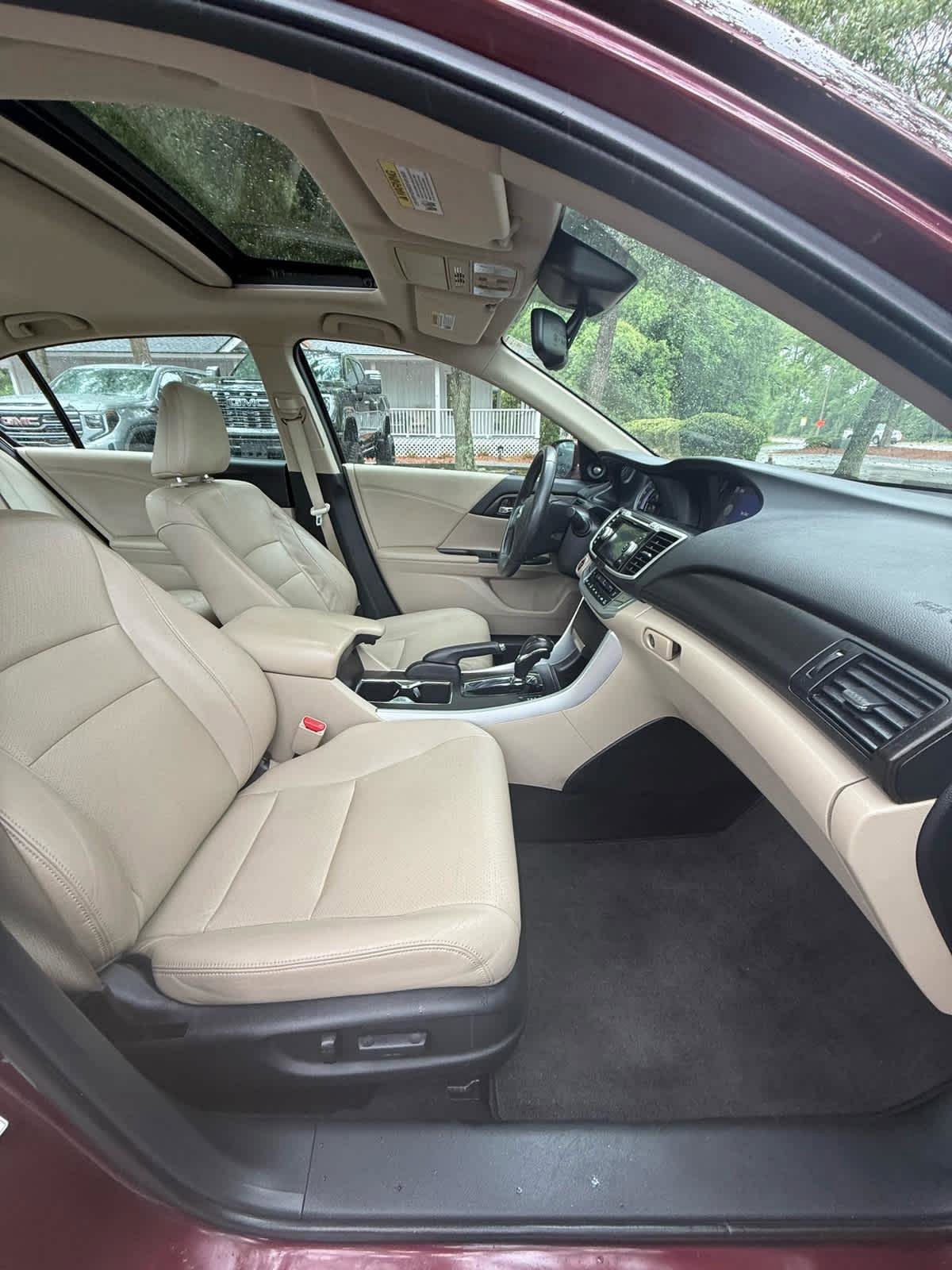 Used 2014 Honda Accord EX-L image 12