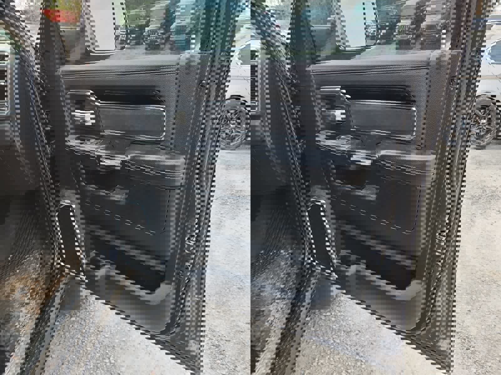 Used 2019 RAM 3500 Laramie image 22