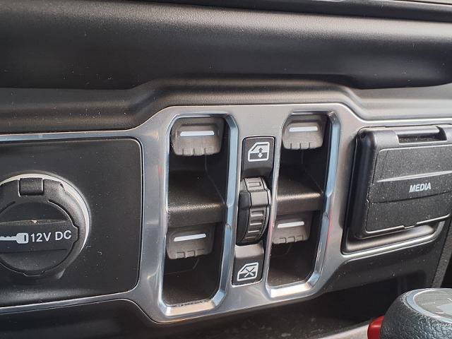 Used 2023 Jeep Wrangler Unlimited Sport AWD/4WD image 16