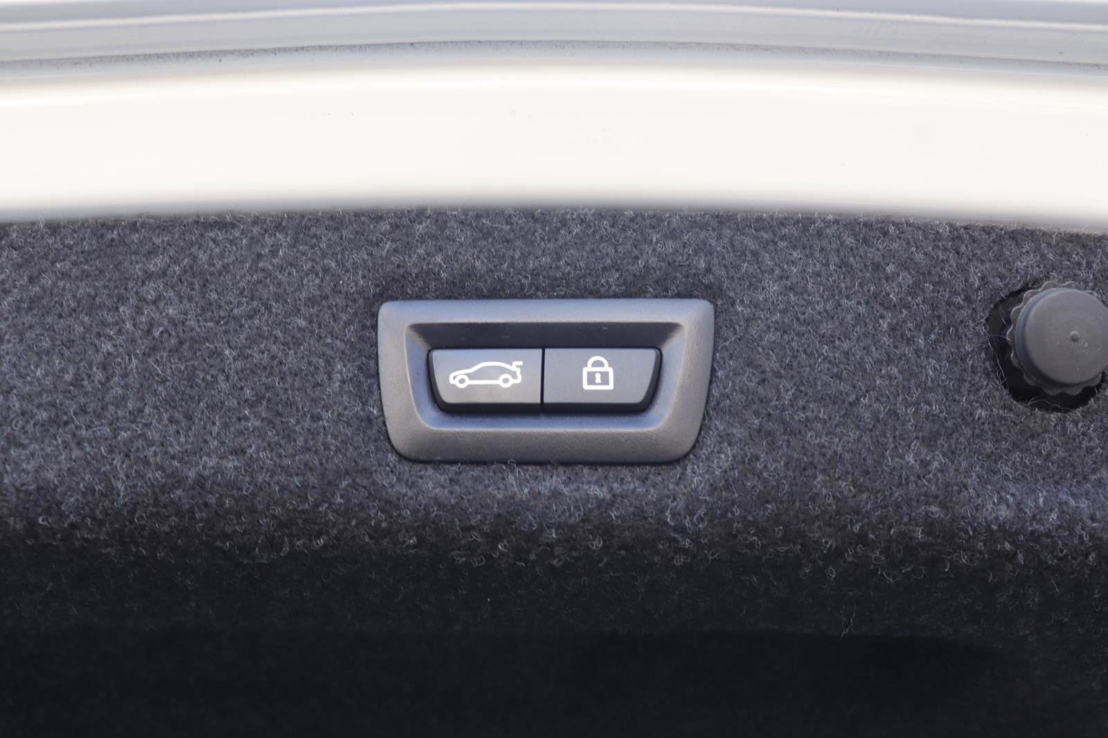 Used 2019 BMW 530i w/ Convenience Package image 15