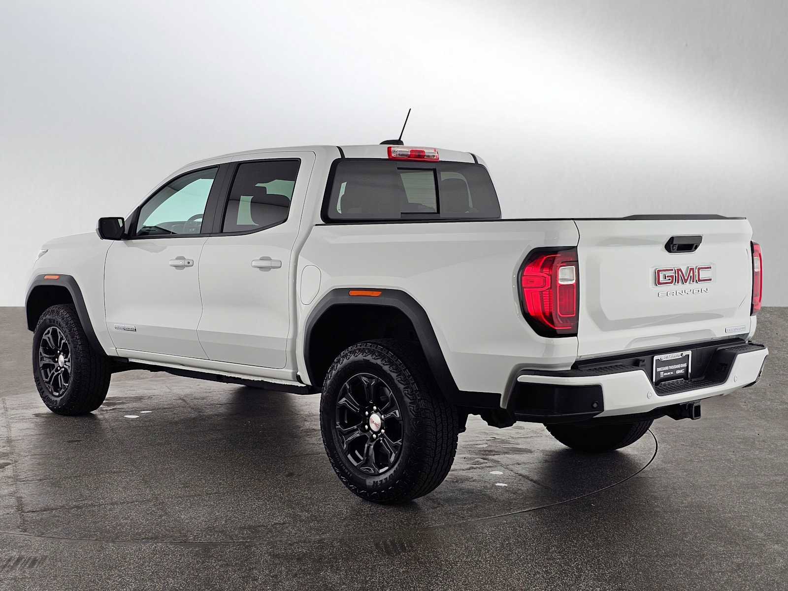 Used 2024 GMC Canyon Elevation w/ Convenience Package image 5