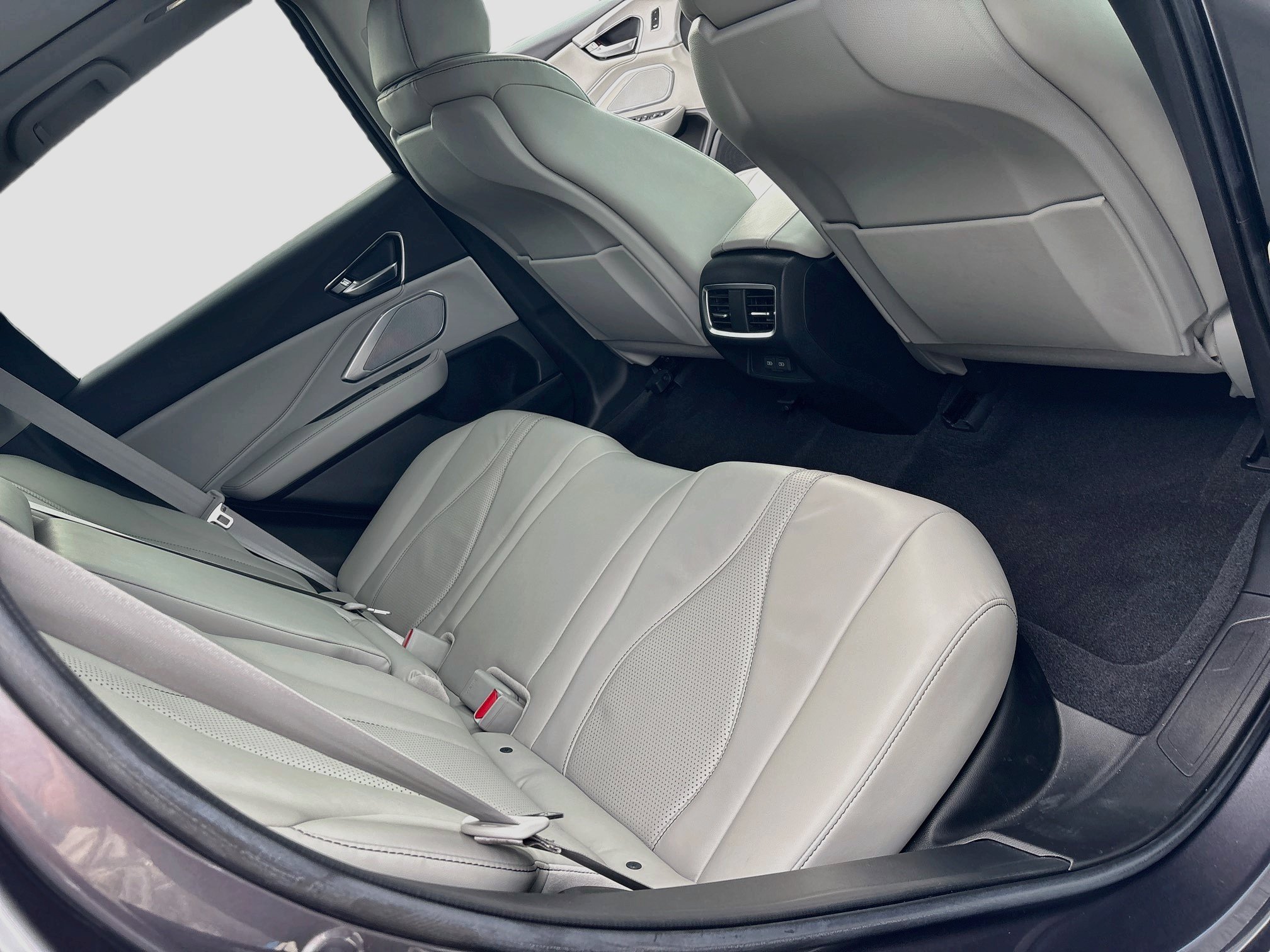 Used 2020 Acura RDX w/ Technology Package FWD image 15