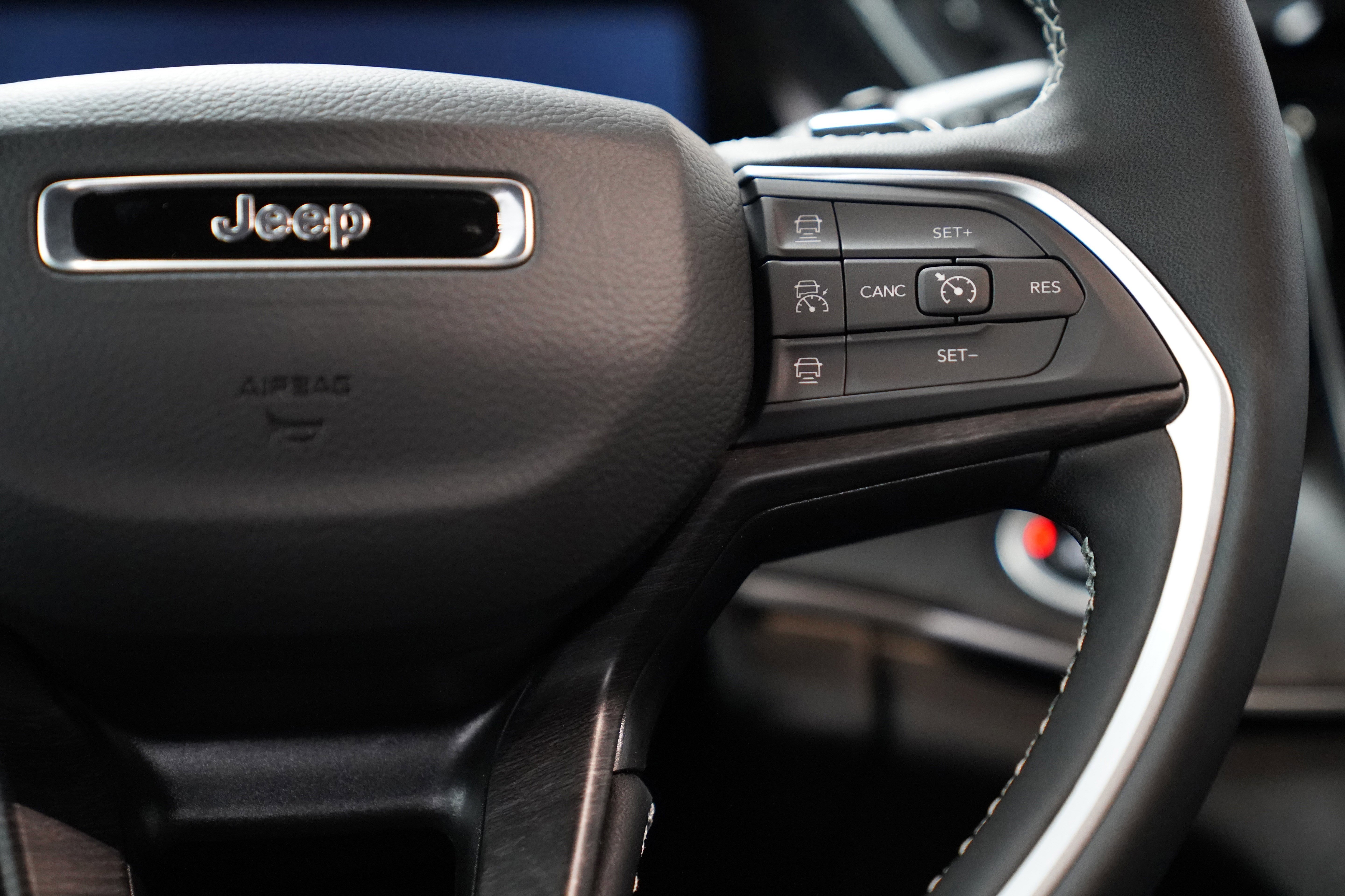 New 2025 Jeep Grand Cherokee L Limited image 22