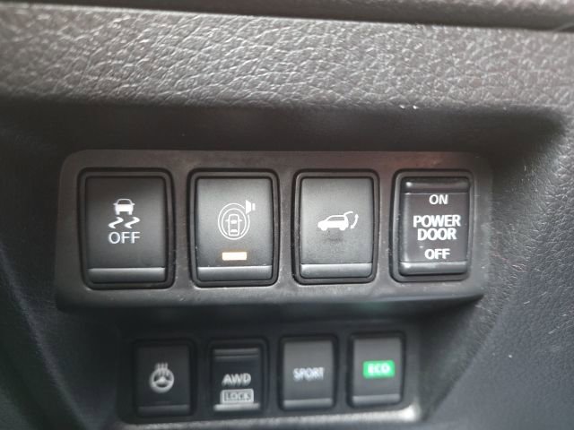 Used 2017 Nissan Rogue SV image 10