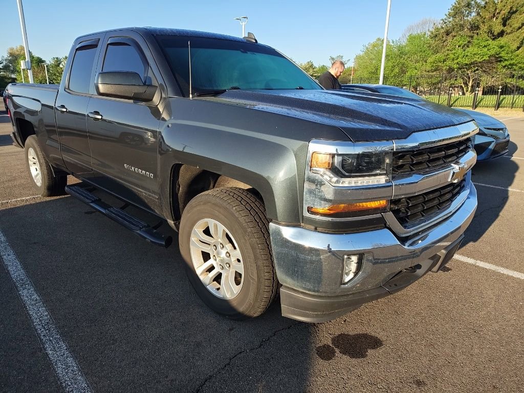 Used 2018 Chevrolet Silverado 1500 LT w/ All Star Edition image 3