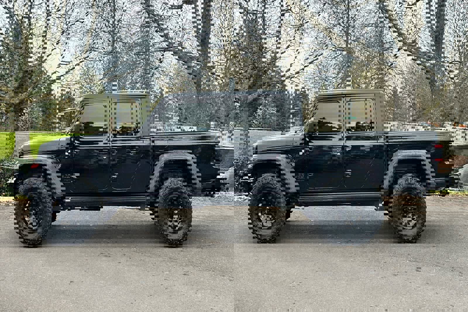 Used 2020 Jeep Gladiator Sport w/ Quick Order Package 24S image 5