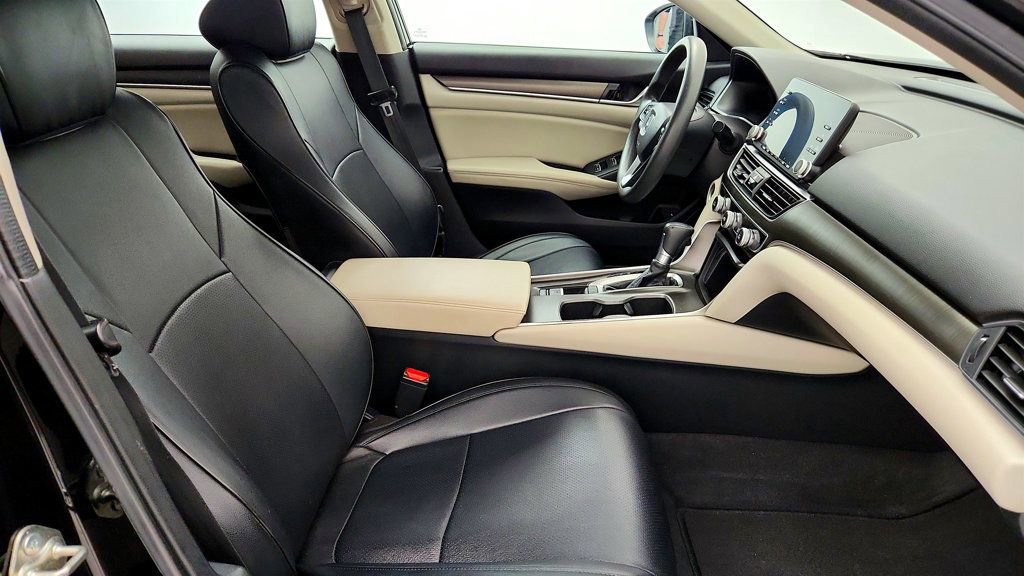 Used 2018 Honda Accord LX image 22