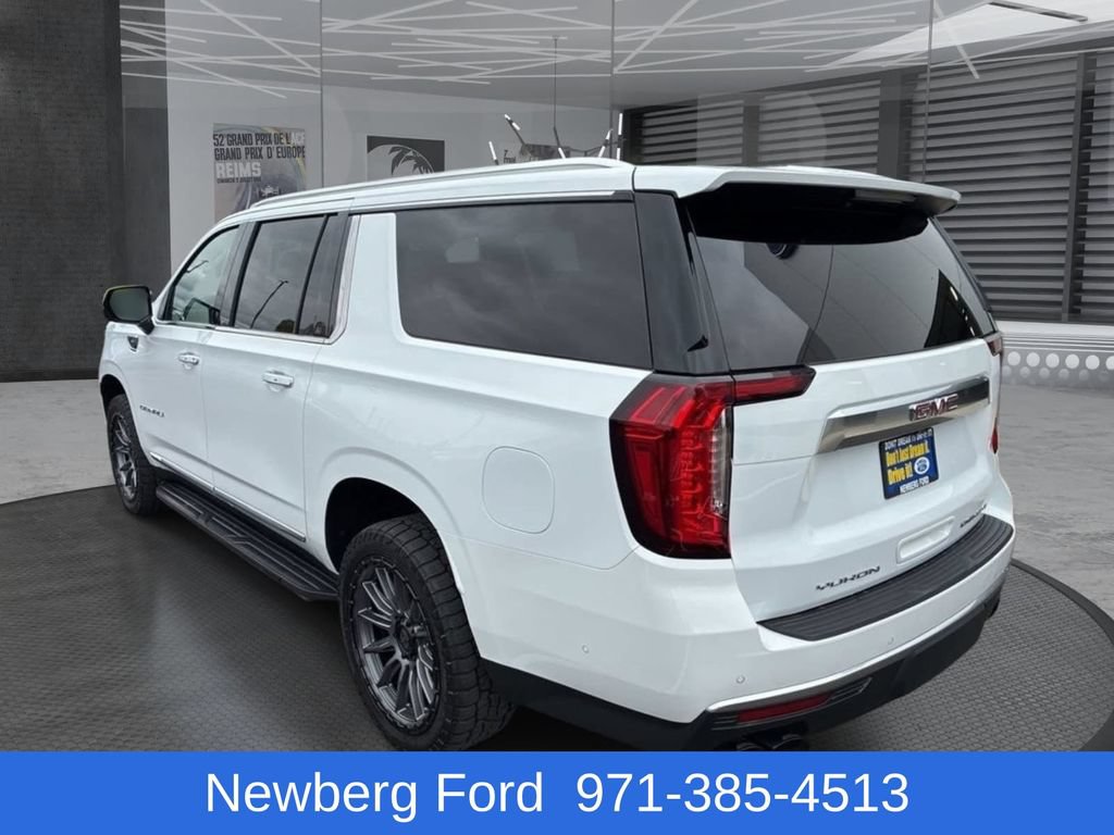 Used 2024 GMC Yukon XL Denali w/ Advanced Technology Package AWD/4WD image 7