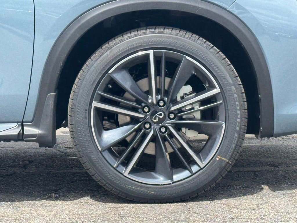 New 2025 INFINITI QX55 Luxe w/ Cargo Package image 3