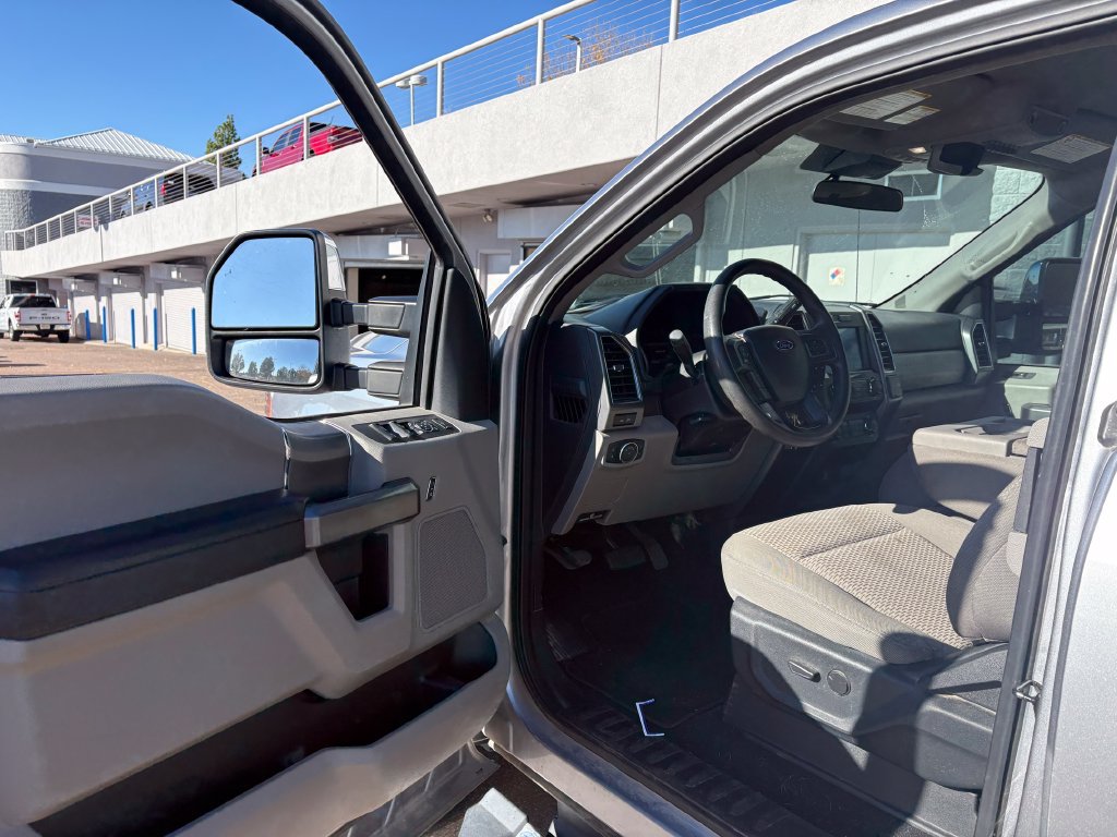 Used 2021 Ford F250 XLT w/ XLT Premium Package AWD/4WD image 15