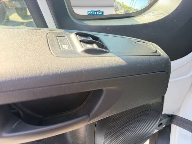Used 2025 RAM ProMaster 2500 w/ U-Haul Equipment Group FWD image 15