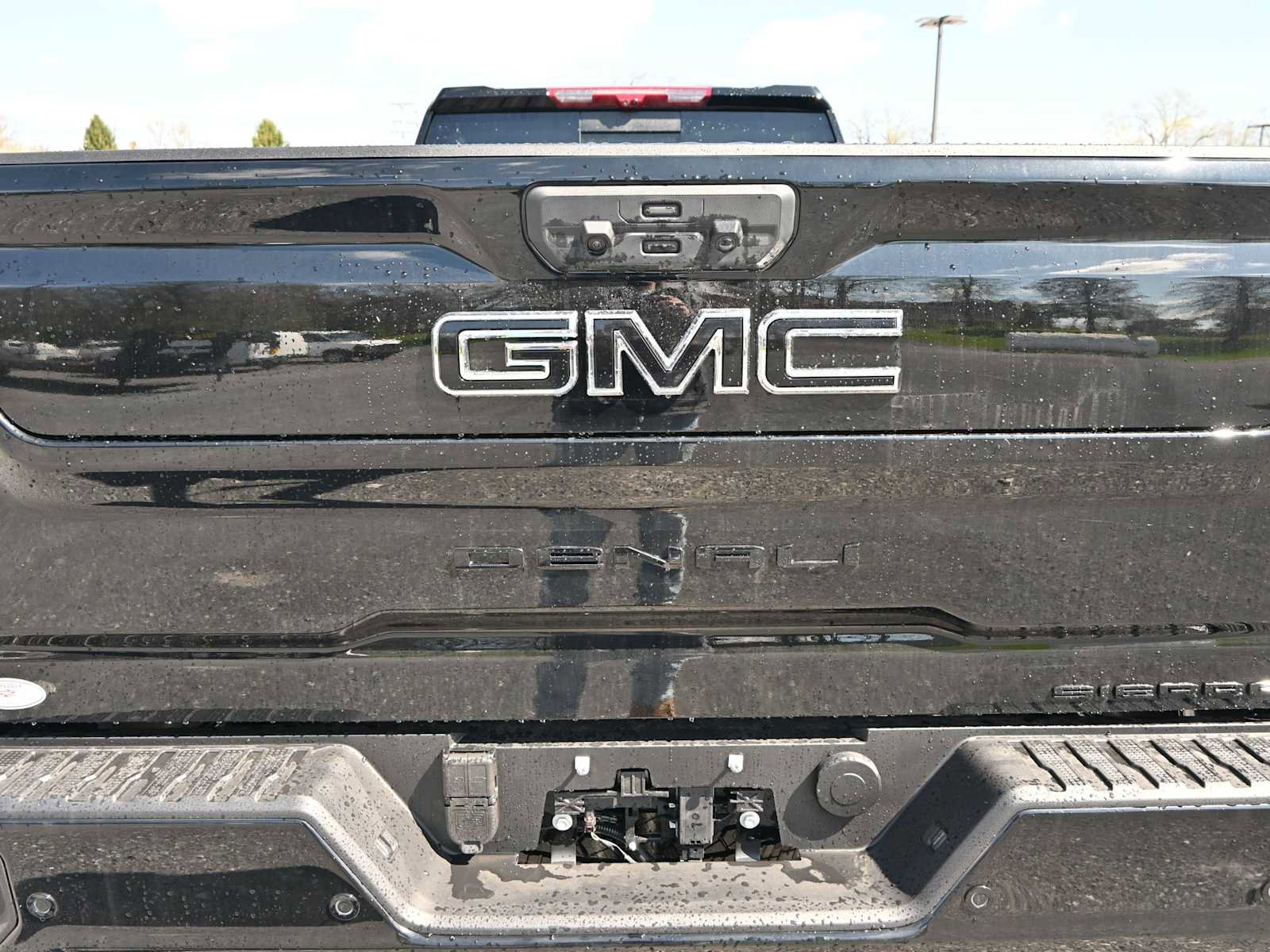 New 2026 GMC Sierra 3500 Denali w/ Denali Reserve Package AWD/4WD image 11