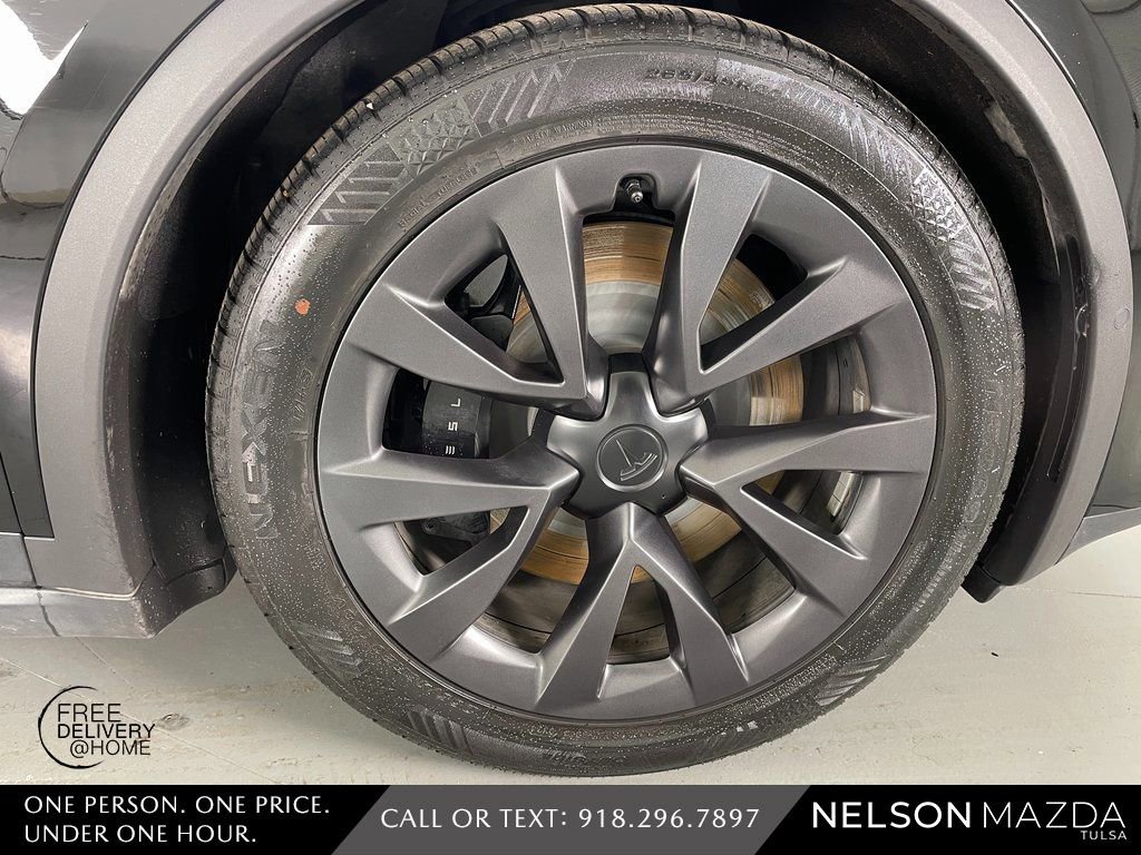 Used 2023 Tesla Model X Plaid image 14