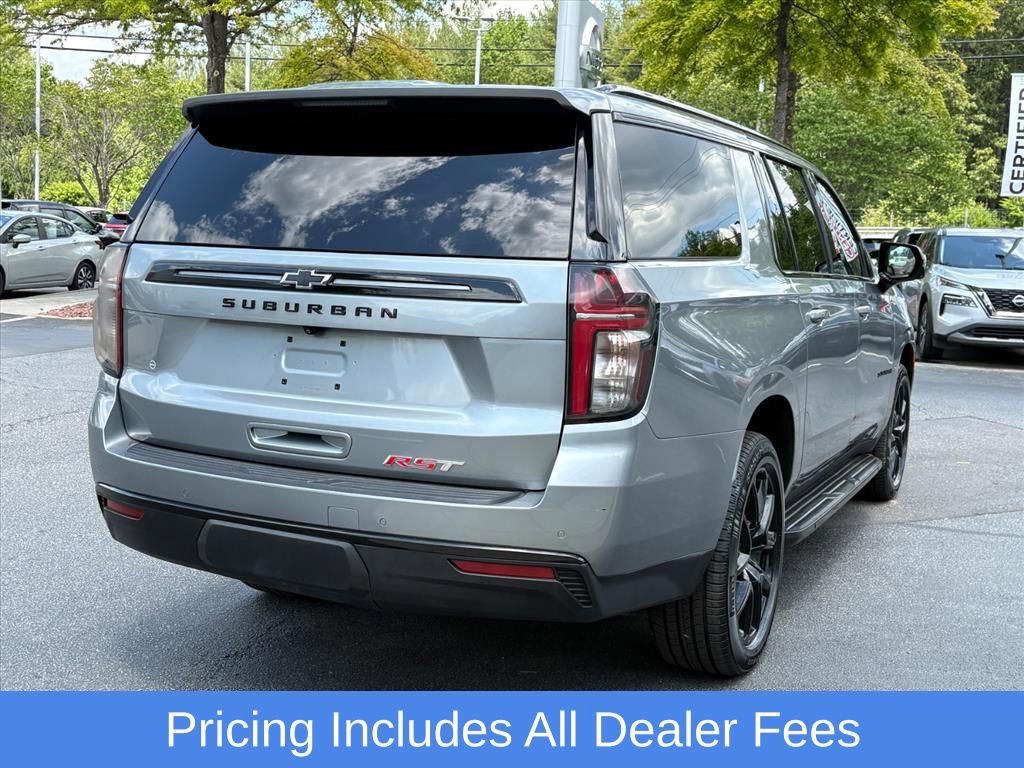 Used 2023 Chevrolet Suburban RST w/ Luxury Package AWD/4WD image 6