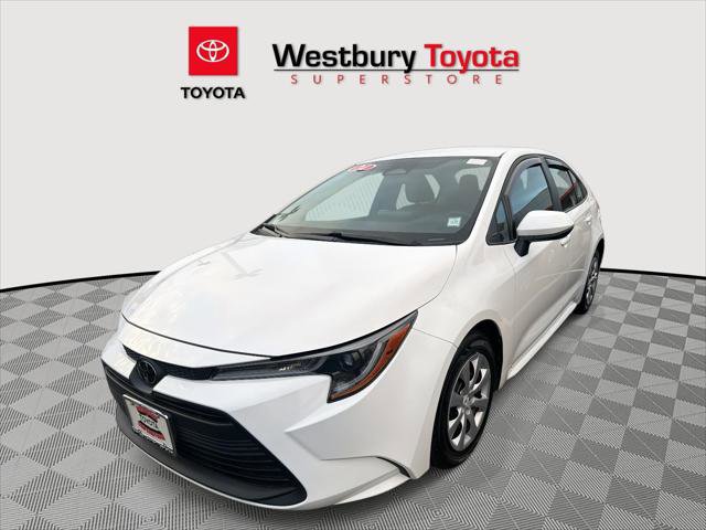 Certified 2024 Toyota Corolla LE image 1