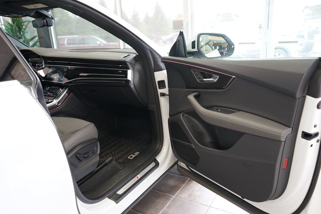 Used 2023 Audi Q8 Premium Plus AWD/4WD image 52