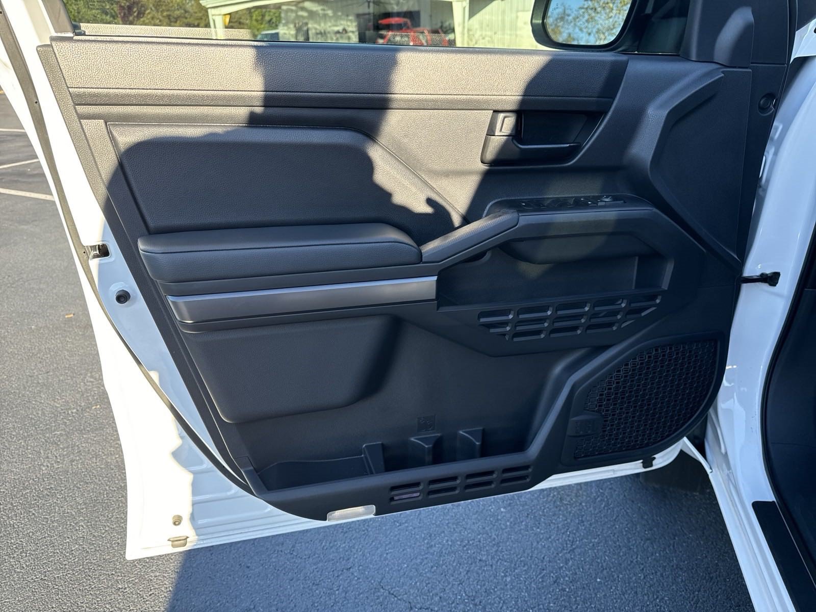 New 2024 Toyota Tacoma SR5 RWD image 22