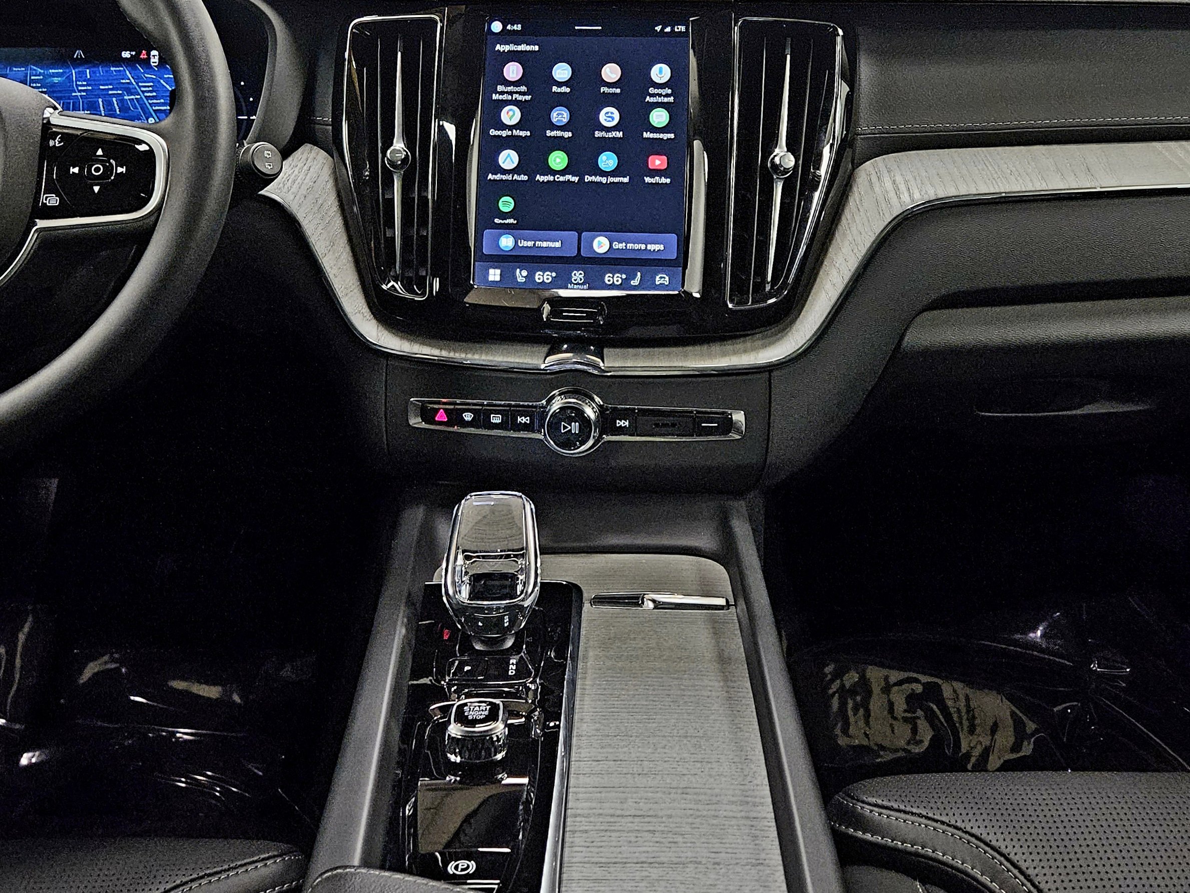 Used 2025 Volvo XC60 T8 Ultra w/ Protection Package Premier image 13