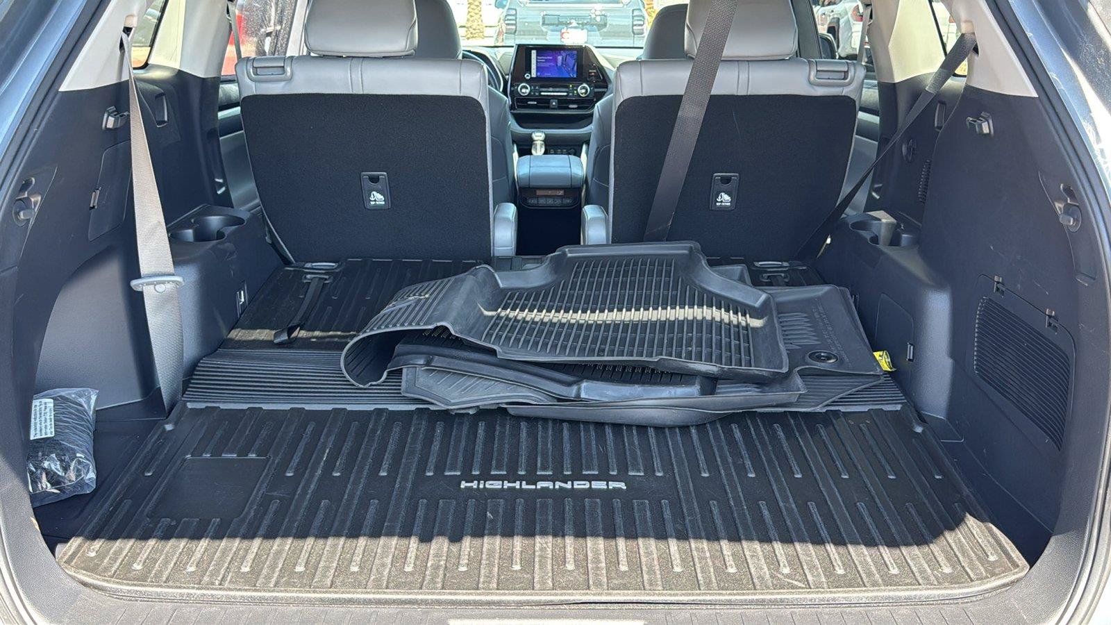 Used 2026 Toyota Highlander XLE AWD/4WD image 33