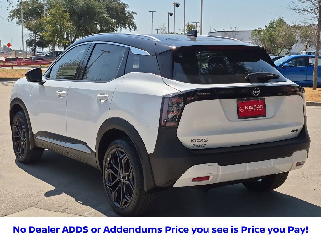 New 2027 Nissan Kicks SR w/ SR Premium Package AWD/4WD image 8
