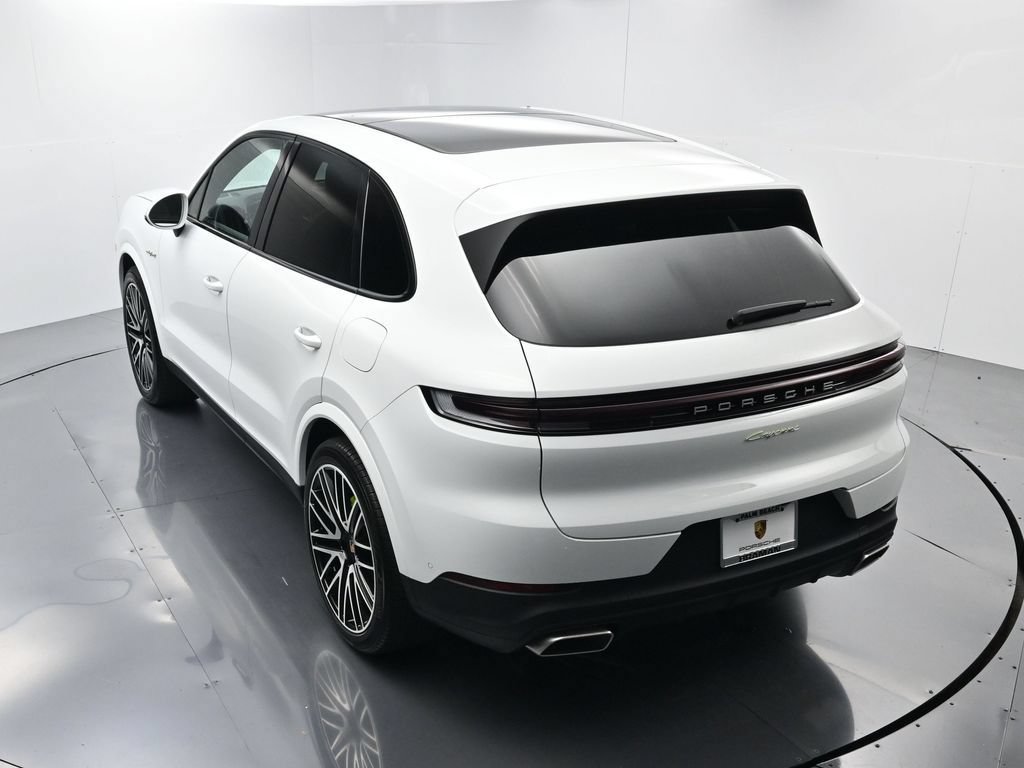 Certified 2026 Porsche Cayenne E-Hybrid AWD/4WD image 33
