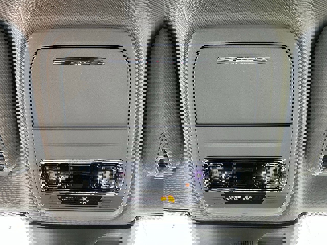 Used 2020 Lincoln Corsair FWD w/ Equipment Group 101A image 16