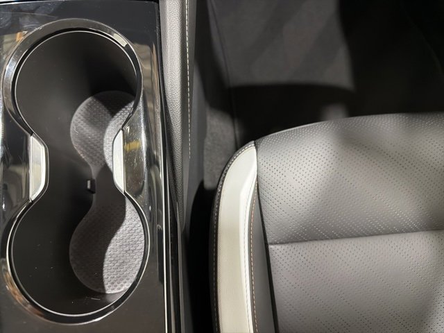 Used 2024 Buick Envision Sport Touring image 36