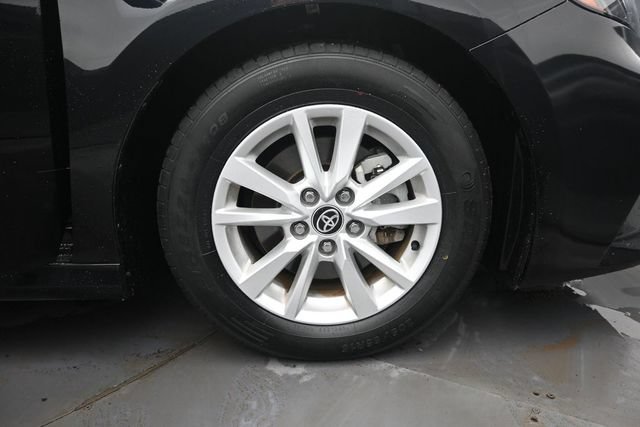 Used 2025 Toyota Camry LE w/ Convenience Package FWD image 35