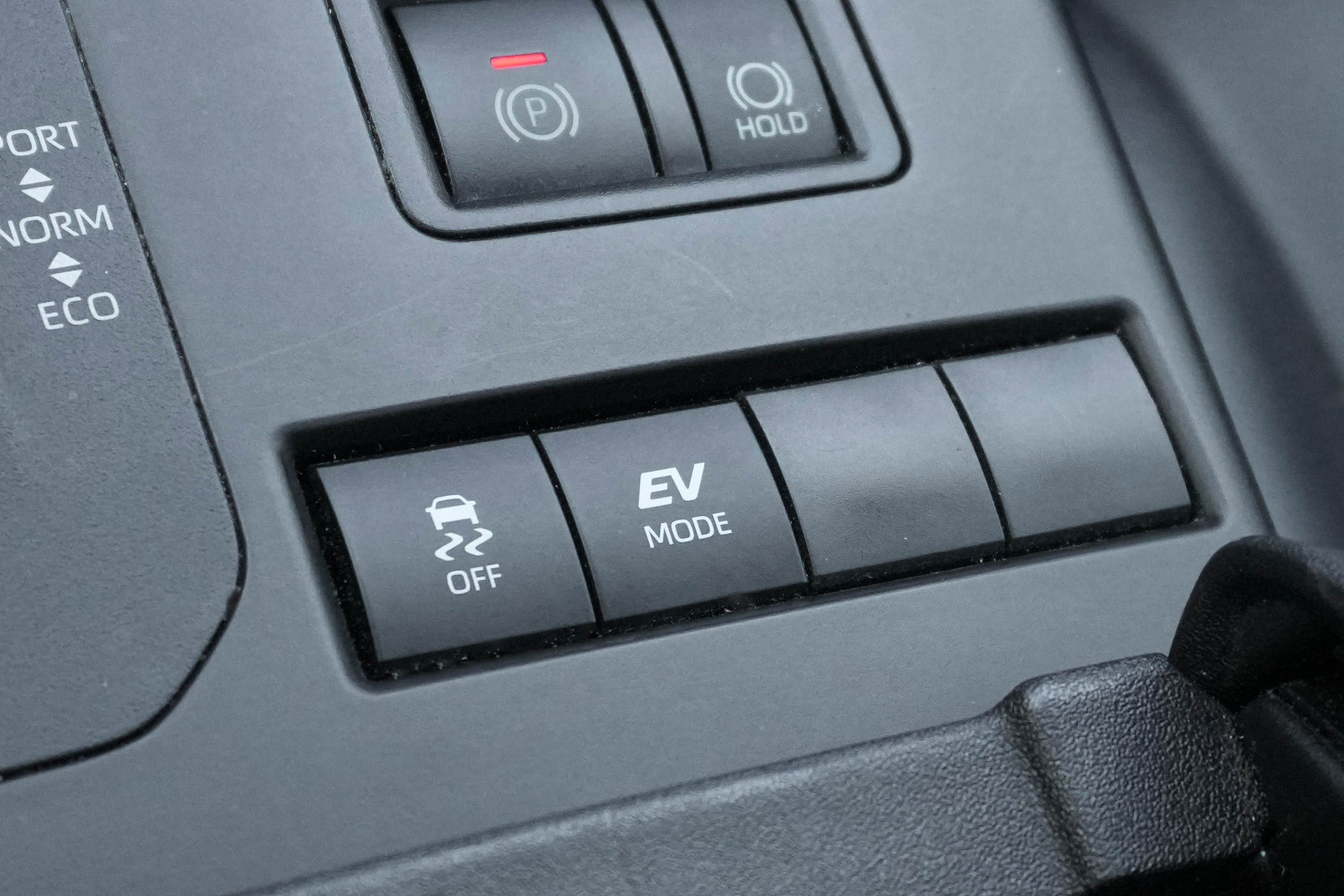 Used 2021 Toyota Highlander XLE FWD image 26