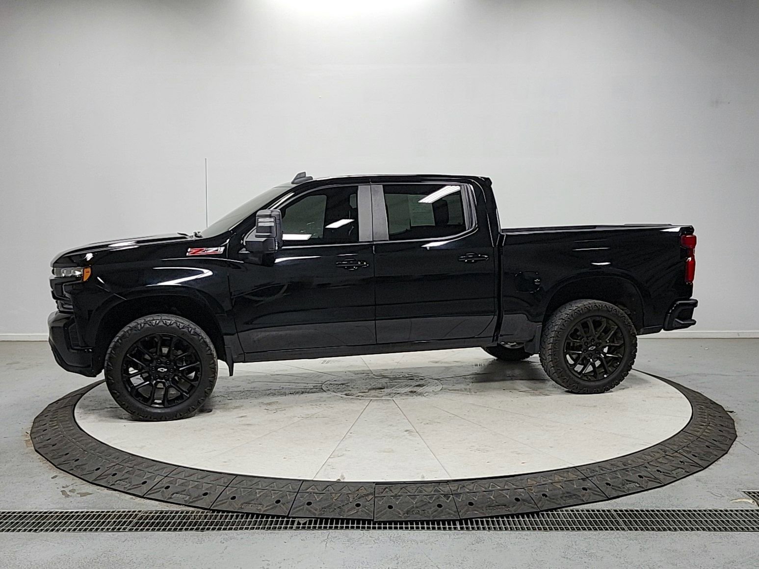 Used 2022 Chevrolet Silverado 1500 RST w/ Z71 Off-Road Package image 4