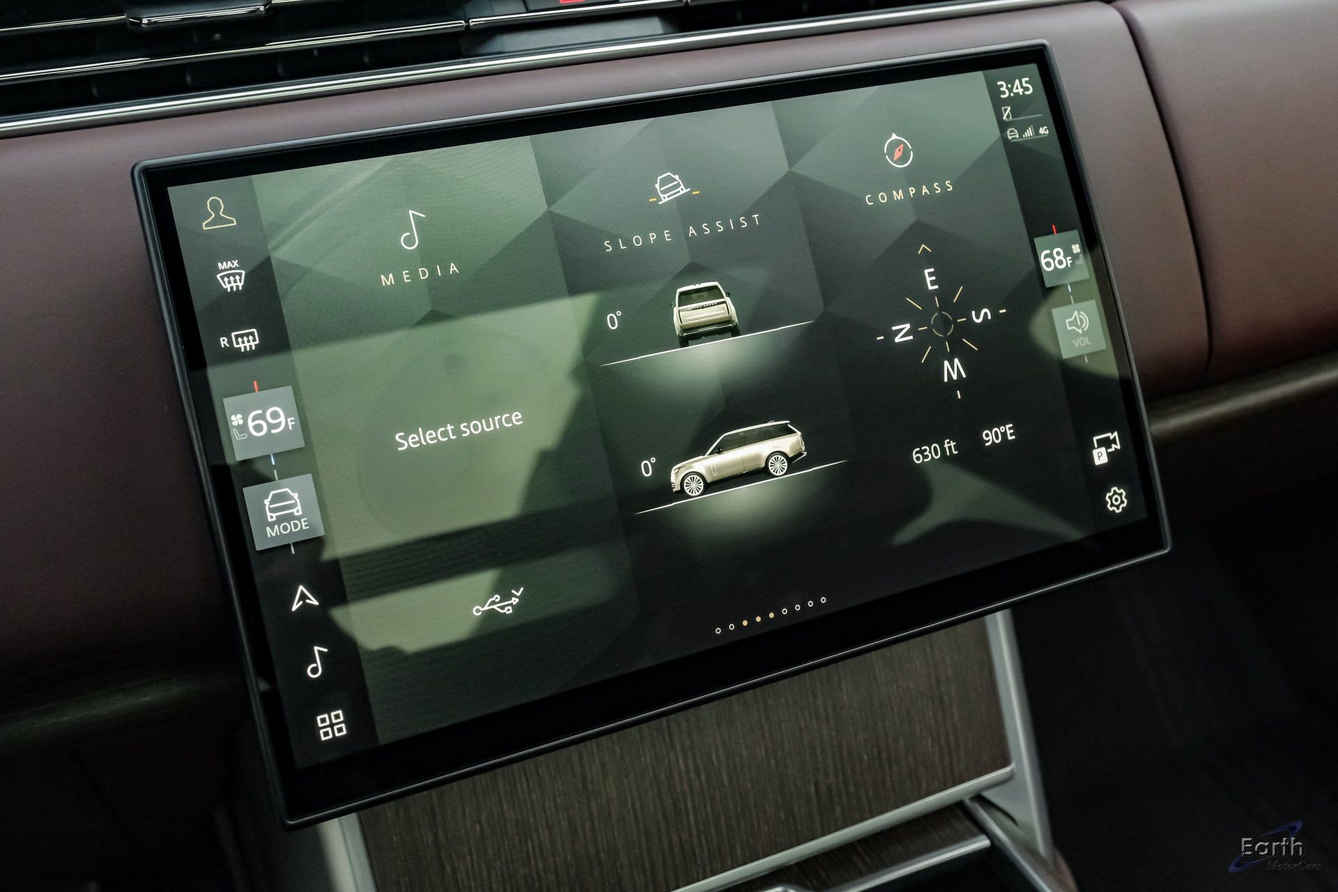 Used 2024 Land Rover Range Rover SE image 68