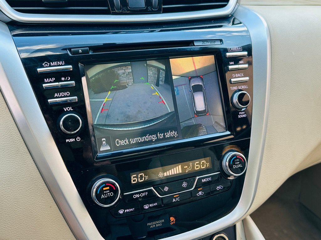 Used 2015 Nissan Murano SL w/ SL Technology Package FWD image 17