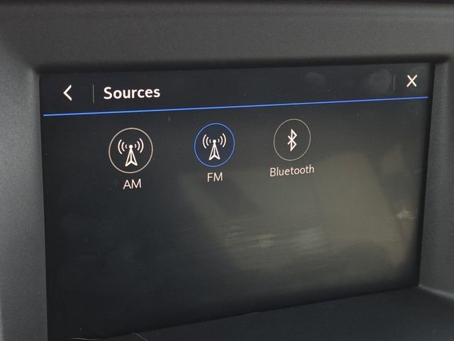 Certified 2020 GMC Canyon 2WD Crew Cab w/ Convenience Package image 4