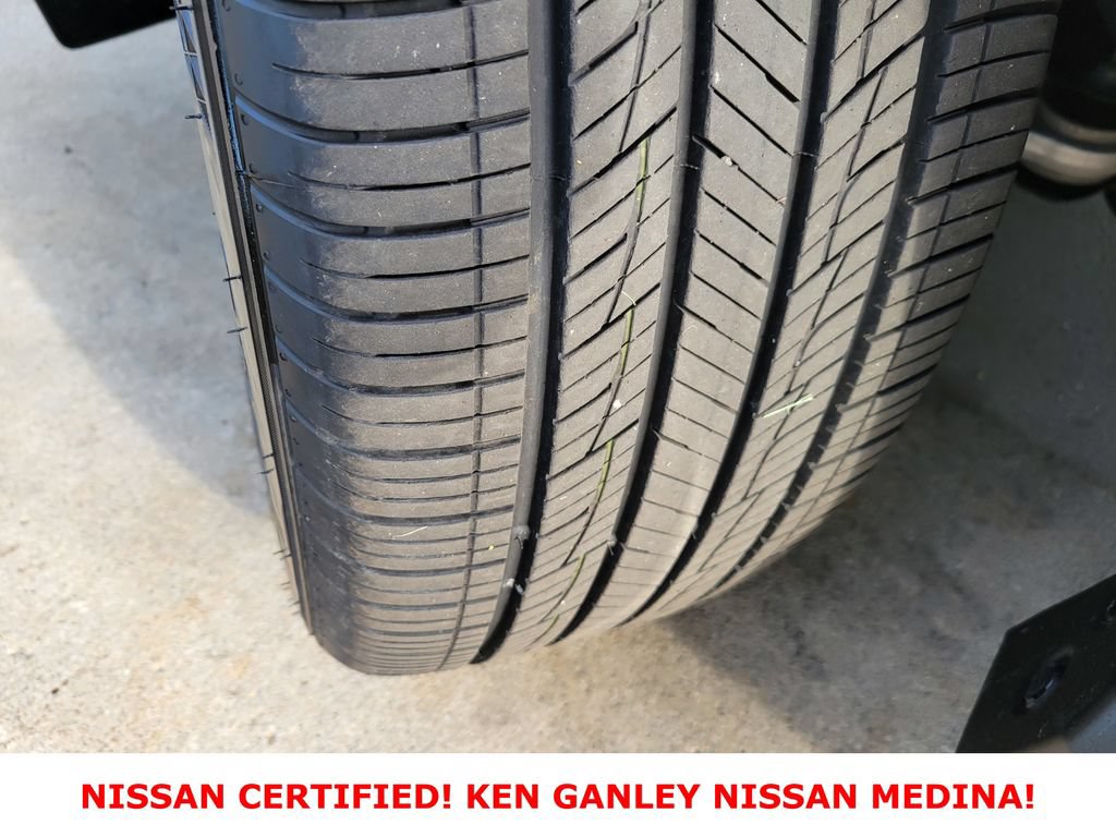 Certified 2025 Nissan Murano SV AWD/4WD image 19